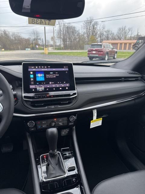 new 2025 Jeep Compass car, priced at $31,198