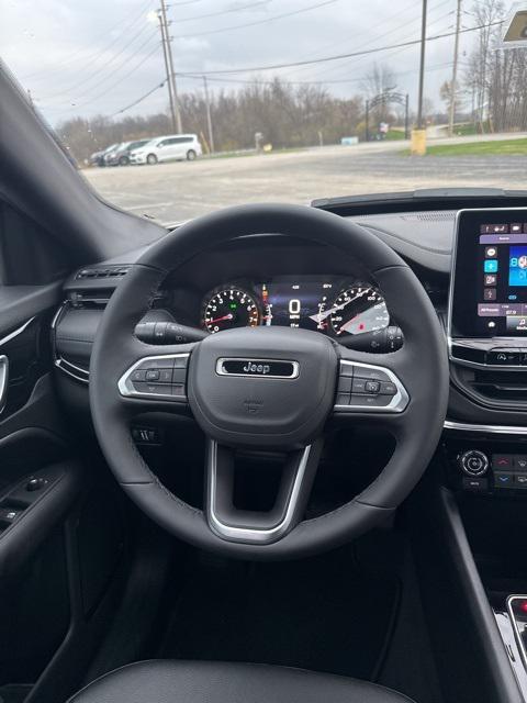 new 2025 Jeep Compass car, priced at $31,198