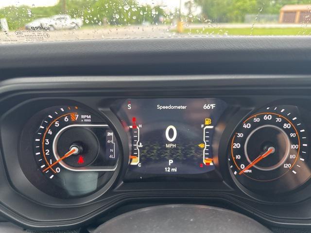 new 2025 Jeep Gladiator car, priced at $46,627