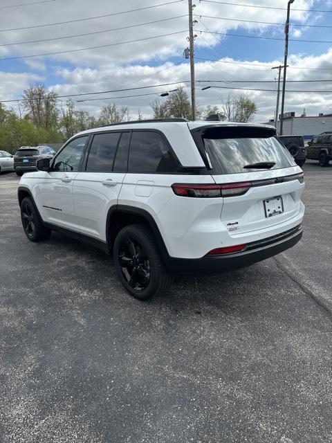 new 2024 Jeep Grand Cherokee car, priced at $47,352