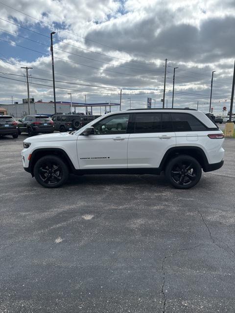 new 2024 Jeep Grand Cherokee car, priced at $47,352