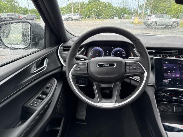 new 2025 Jeep Grand Cherokee L car, priced at $44,641