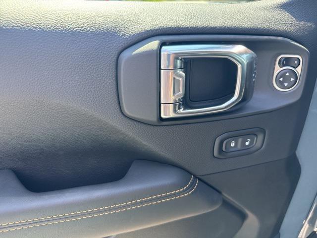 new 2025 Jeep Wrangler car, priced at $63,638