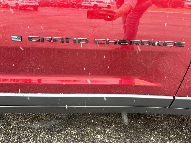 new 2024 Jeep Grand Cherokee car, priced at $47,442