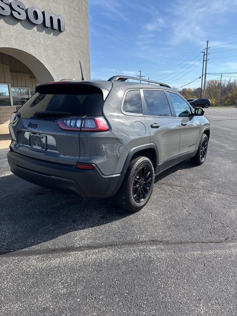 used 2023 Jeep Cherokee car, priced at $25,128