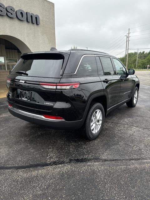 new 2024 Jeep Grand Cherokee car, priced at $42,098