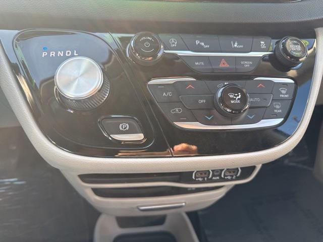 used 2022 Chrysler Pacifica car, priced at $23,946