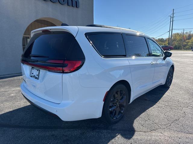 new 2026 Chrysler Pacifica car, priced at $48,452