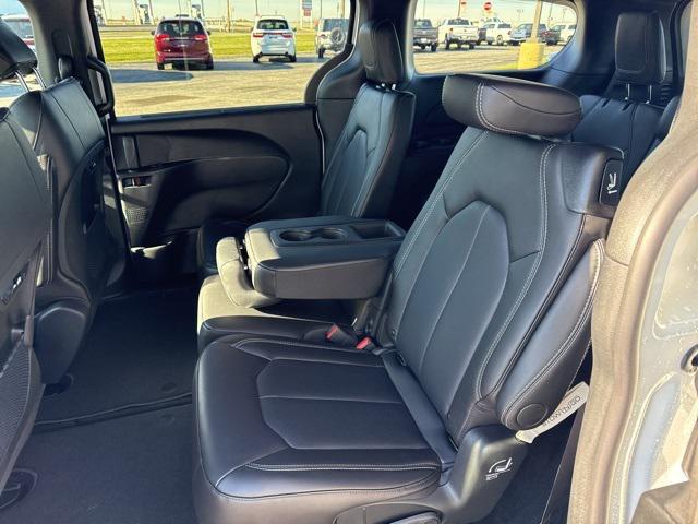 new 2026 Chrysler Pacifica car, priced at $48,452