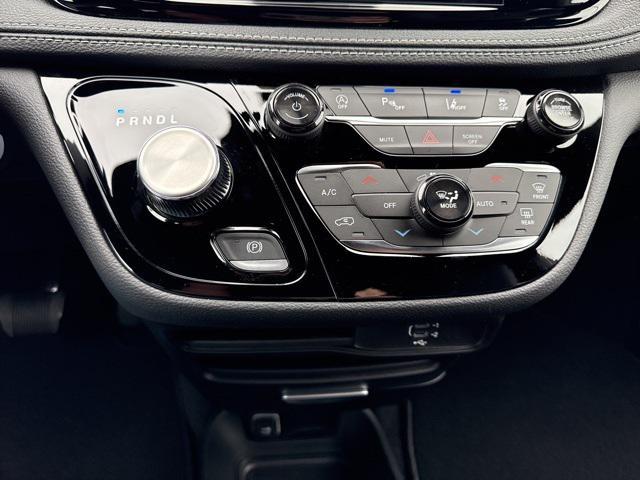 new 2026 Chrysler Pacifica car, priced at $47,222