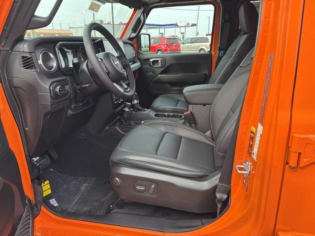 new 2025 Jeep Gladiator car, priced at $47,425