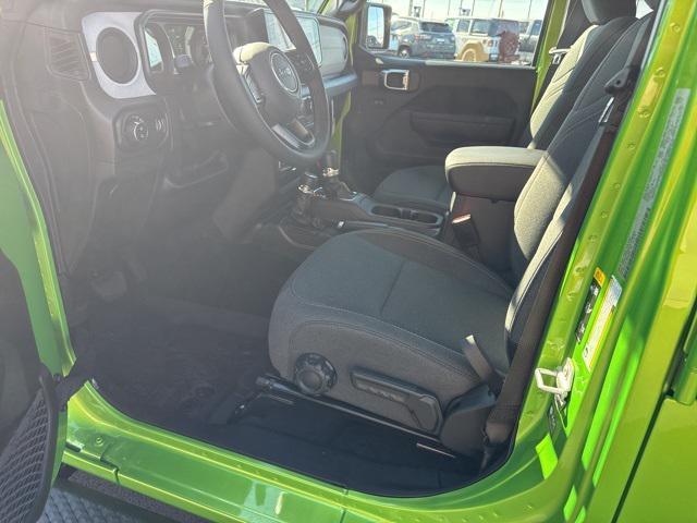 new 2026 Jeep Gladiator car, priced at $52,012