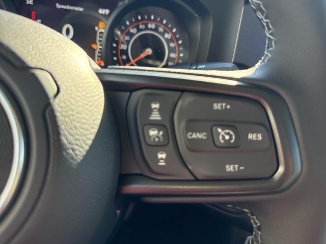 new 2026 Jeep Gladiator car, priced at $52,012