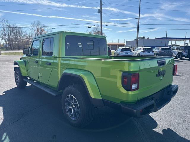 new 2026 Jeep Gladiator car, priced at $52,012