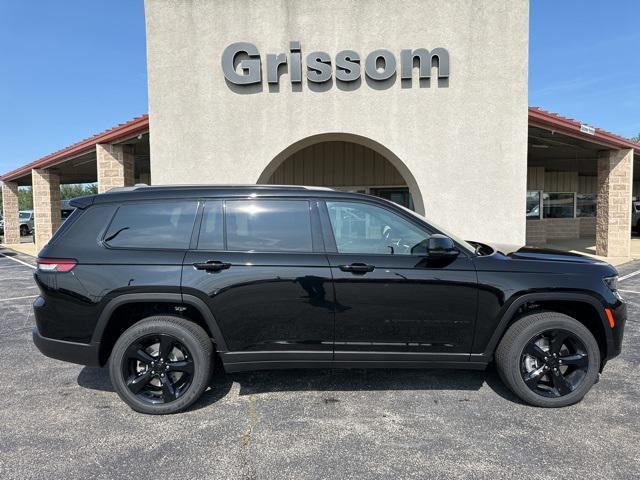 new 2024 Jeep Grand Cherokee L car, priced at $49,382