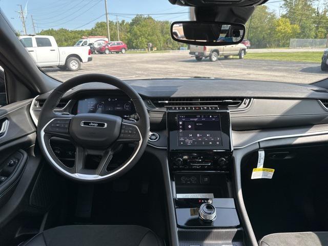 new 2024 Jeep Grand Cherokee L car, priced at $49,382