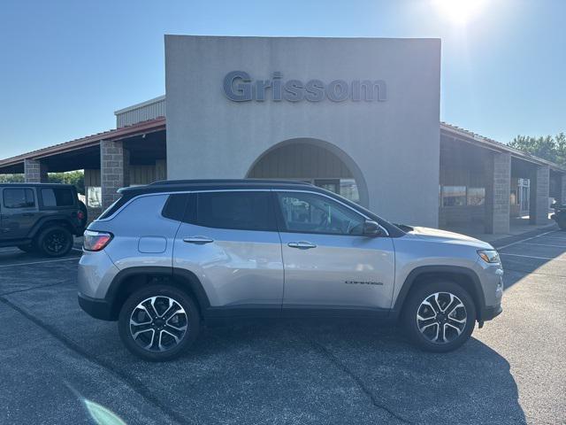 used 2022 Jeep Compass car, priced at $22,886