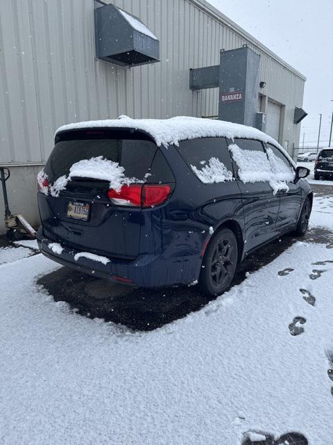 used 2019 Chrysler Pacifica car