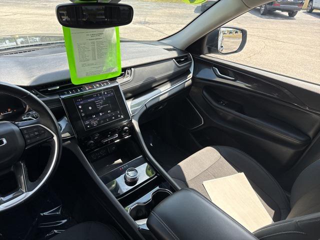 used 2022 Jeep Grand Cherokee L car, priced at $29,184