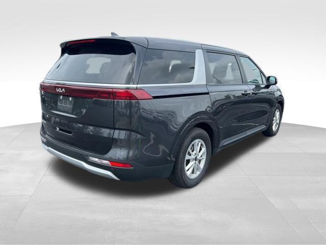 used 2023 Kia Carnival car, priced at $29,386