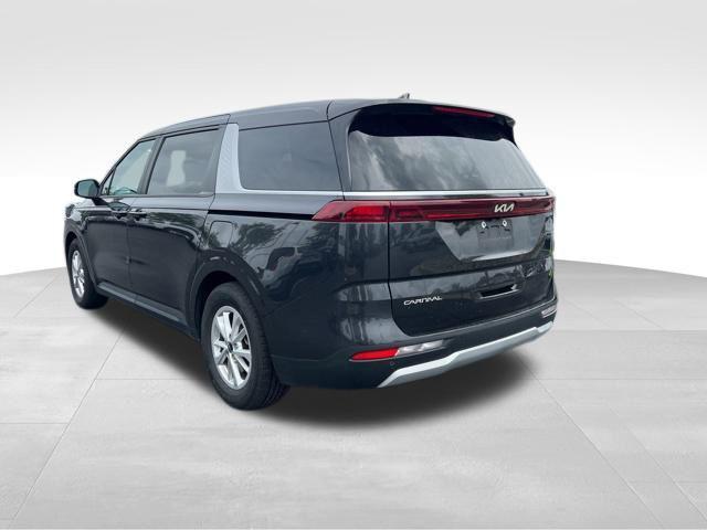 used 2023 Kia Carnival car, priced at $29,386