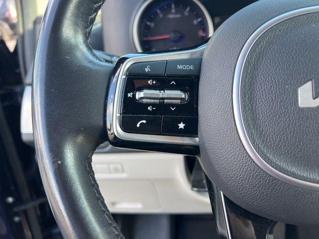 used 2023 Kia Carnival car, priced at $30,100