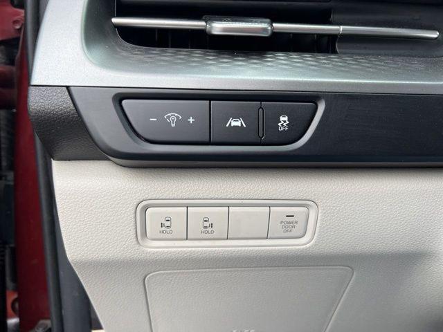 used 2023 Kia Carnival car, priced at $29,581