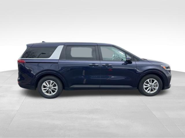 used 2023 Kia Carnival car, priced at $29,816