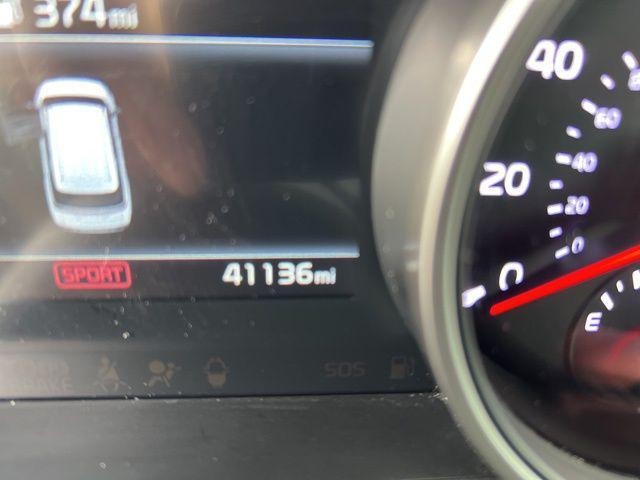 used 2023 Kia Carnival car, priced at $29,816