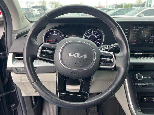 used 2023 Kia Carnival car, priced at $29,816