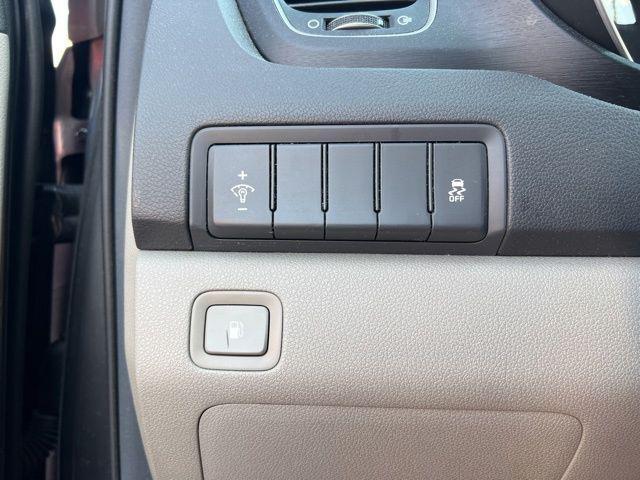 used 2015 Kia Sedona car, priced at $6,539
