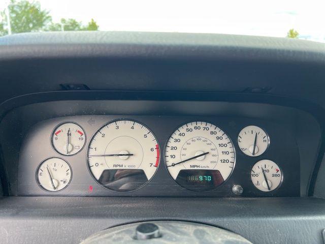 used 2002 Jeep Grand Cherokee car, priced at $5,600