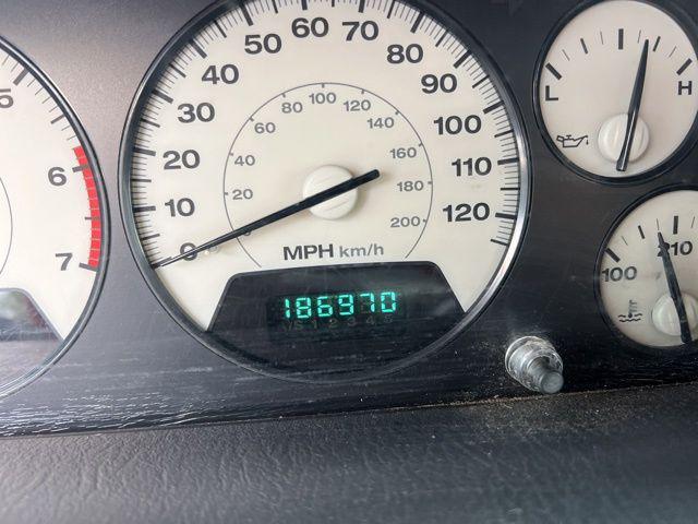used 2002 Jeep Grand Cherokee car, priced at $5,600
