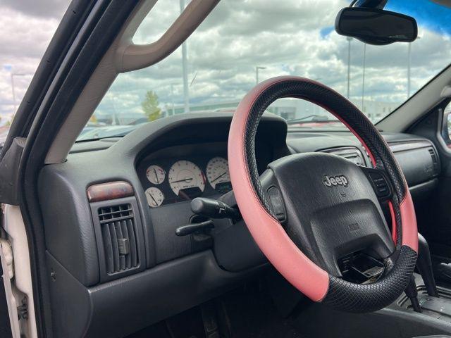 used 2002 Jeep Grand Cherokee car, priced at $5,600