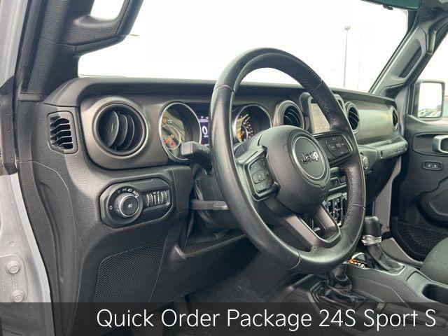 used 2022 Jeep Wrangler Unlimited car, priced at $27,989