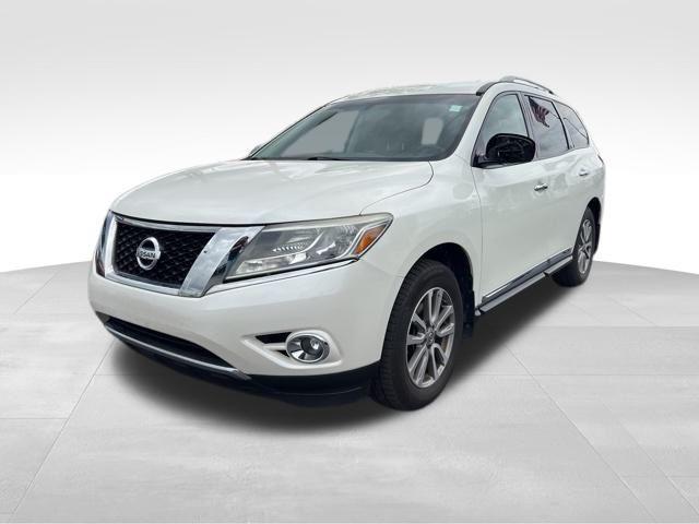 used 2015 Nissan Pathfinder car, priced at $7,000