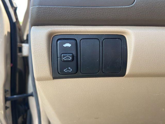 used 2006 Honda Accord car, priced at $3,800