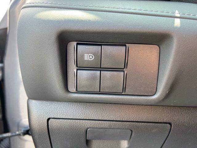 used 2021 Toyota Highlander car, priced at $25,811