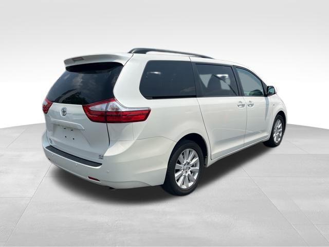 used 2017 Toyota Sienna car, priced at $25,251