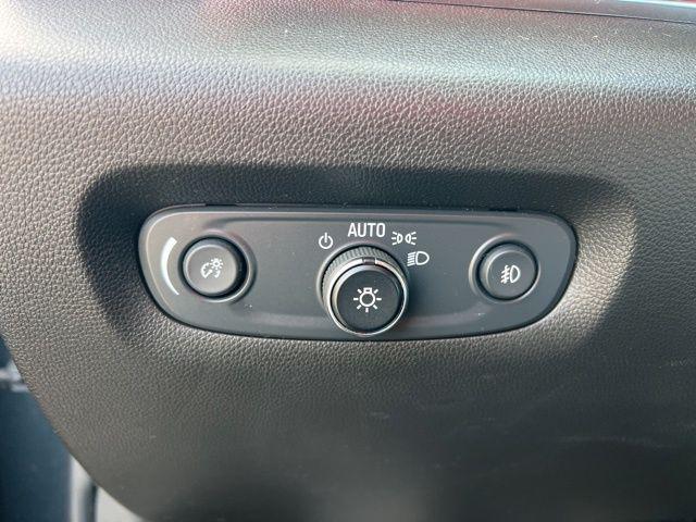 used 2021 Chevrolet Traverse car, priced at $29,109