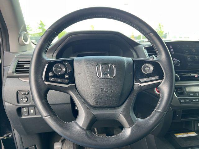 used 2022 Honda Pilot car, priced at $31,127