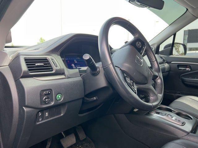 used 2022 Honda Pilot car, priced at $31,127
