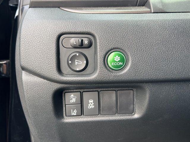 used 2022 Honda Pilot car, priced at $31,127