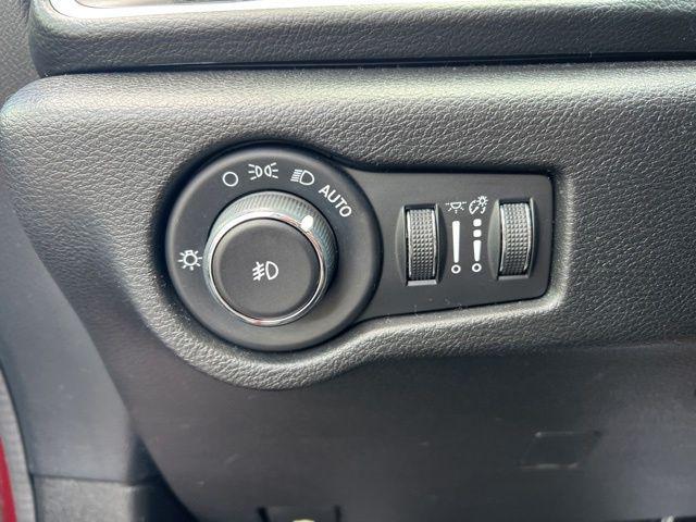 used 2018 Chrysler Pacifica car, priced at $11,950