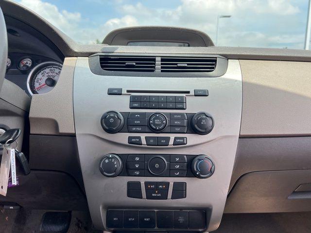 used 2009 Ford Focus car, priced at $2,899