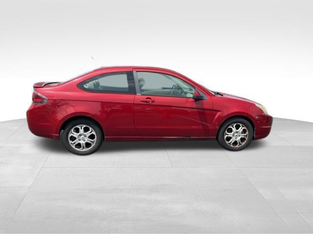 used 2009 Ford Focus car, priced at $2,899
