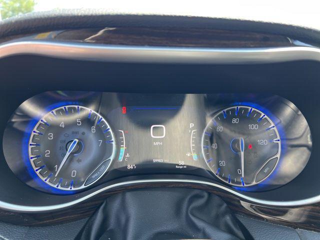 used 2022 Chrysler Pacifica car, priced at $31,030