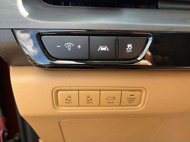 used 2022 Kia Carnival car, priced at $24,057