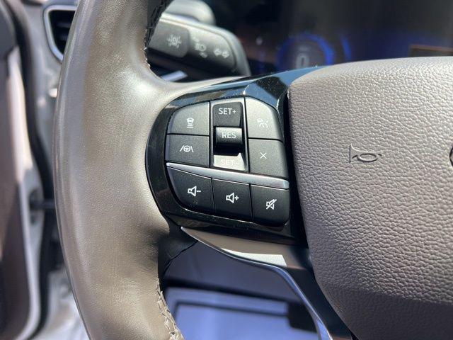 used 2022 Ford Explorer car, priced at $40,500