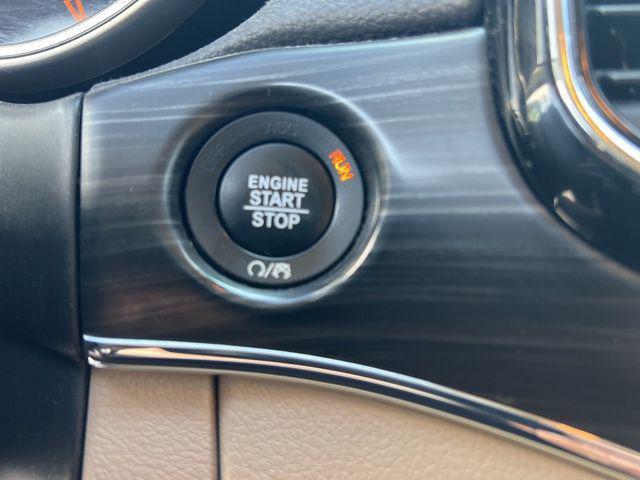 used 2019 Jeep Grand Cherokee car, priced at $18,156